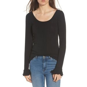 Hinge | NWT Light Frilled Top